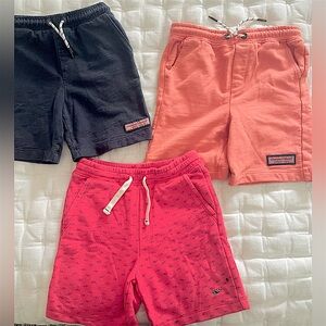 Vineyard Vines Boys Jetty Shorts Size 7 like new (3 pair)